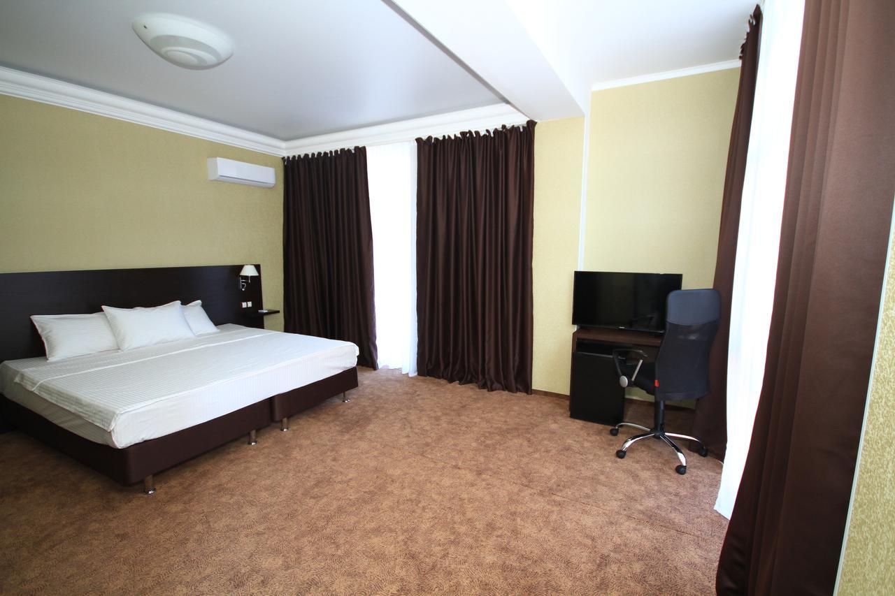 Hotel Bereg Evkaliptov Tsandrypsh Exterior photo
