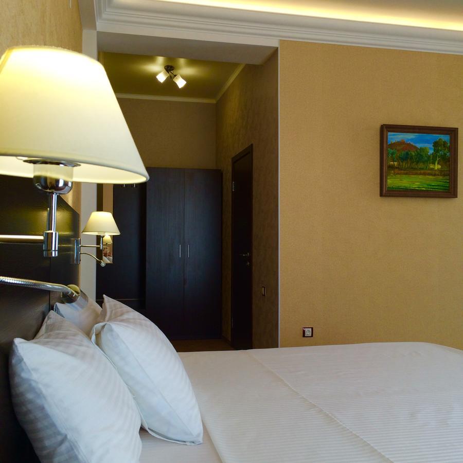 Hotel Bereg Evkaliptov Tsandrypsh Exterior photo